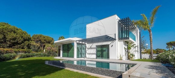 4 غرف نوم منزل في Quarteira, Portugal رقم 29642 39