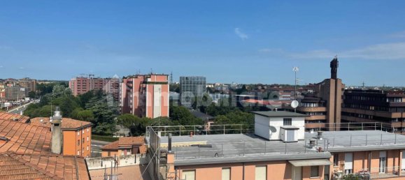 Apartamento de 1 dormitorio en Bologna, Italy No. 70244 5