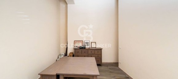 Коммерческая недвижимость 80м² в Ачиреале, Италия № 279464 10