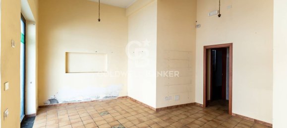 Коммерческая недвижимость 80м² в Ачиреале, Италия № 279464 3