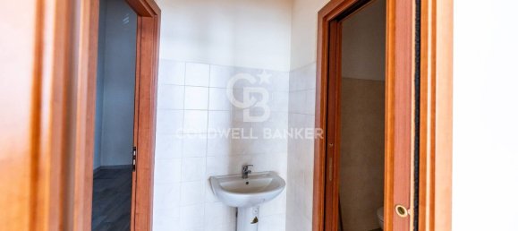 Коммерческая недвижимость 80м² в Ачиреале, Италия № 279464 7