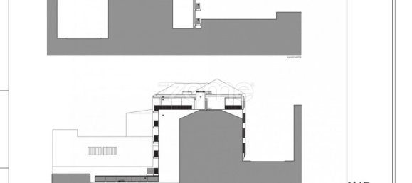 383m² Building in Porto, Portugal No. 14242 21