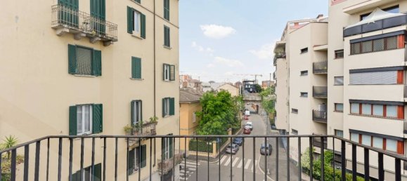 1 bedroom Apartment in Milan, Italy No. 375766 9