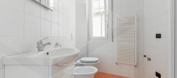 1 bedroom Apartment in Milan, Italy No. 375766 10