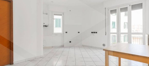 1 bedroom Apartment in Milan, Italy No. 375766 2