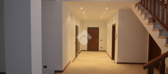 3 chambres Villa à Bari, Italy No. 120028 10