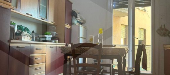Apartamento de 4 divisões em Bologna, Italy N.º 27825 2