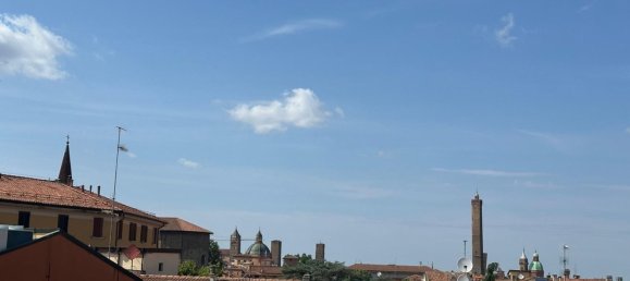 3 bedrooms Apartment in Bologna, Italy No. 322423 2