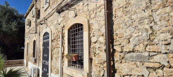 10-Zimmer Haus in Avola, Italy, Nr. 26027 6