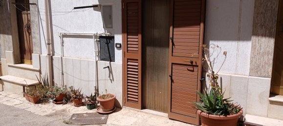 4 rooms House in Ceglie Messapica, Italy No. 291556 9