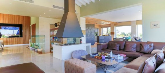 4 bedrooms Villa in Aphrodite Hills, Cyprus No. 21794 6