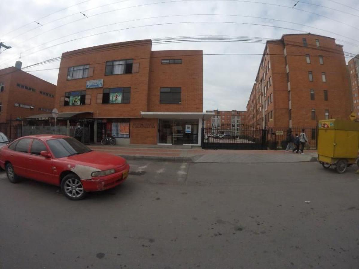 Дом с 3 спальнями в Богота, Колумбия № 10109