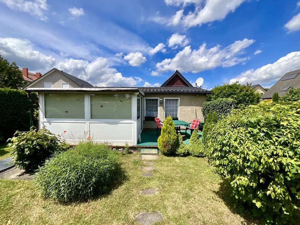 2 rooms Bungalow in Mahlsdorf, Germany No. 116640