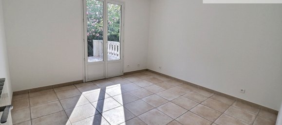 2 bedrooms Villa in Saint-Georges-d'Orques, France No. 333608 6