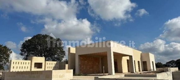 Вилла с 7 спальнями в Остуни, Италия № 348134 21