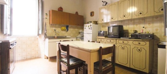 4 bedrooms Apartment in Vetralla, Italy No. 381776 10