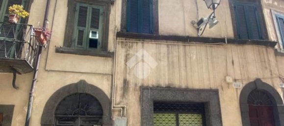 4 bedrooms Apartment in Vetralla, Italy No. 381776 2