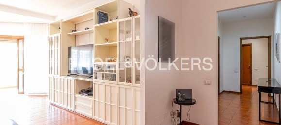 Квартира с 2 спальнями в Рим, Италия № 139839 5