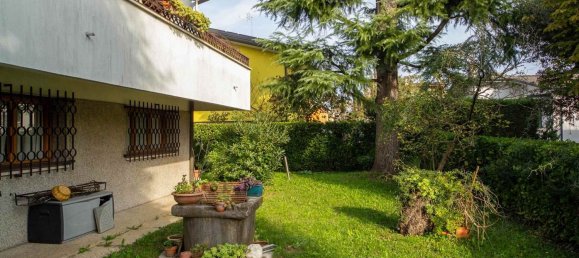 8 rooms House in Mogliano Veneto, Italy No. 222935 22