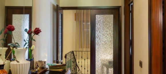 8 rooms House in Mogliano Veneto, Italy No. 222935 7