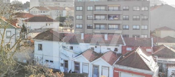 3 bedrooms House in Vila Nova de Gaia, Portugal No. 36024 40