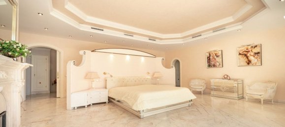 14 bedrooms House in Marbella, Spain No. 184554 37