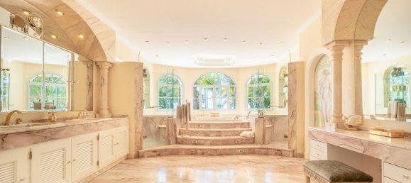 14 bedrooms House in Marbella, Spain No. 184554 35