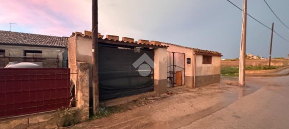 5 rooms House in Mazzarrone, Italy No. 233009 12