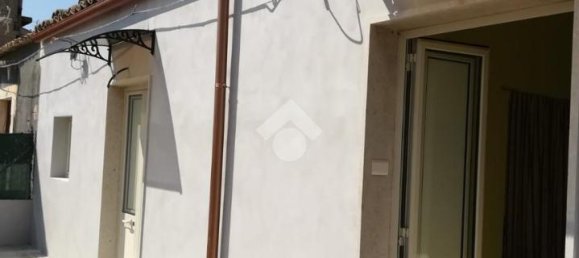 5 rooms House in Mazzarrone, Italy No. 233009 18