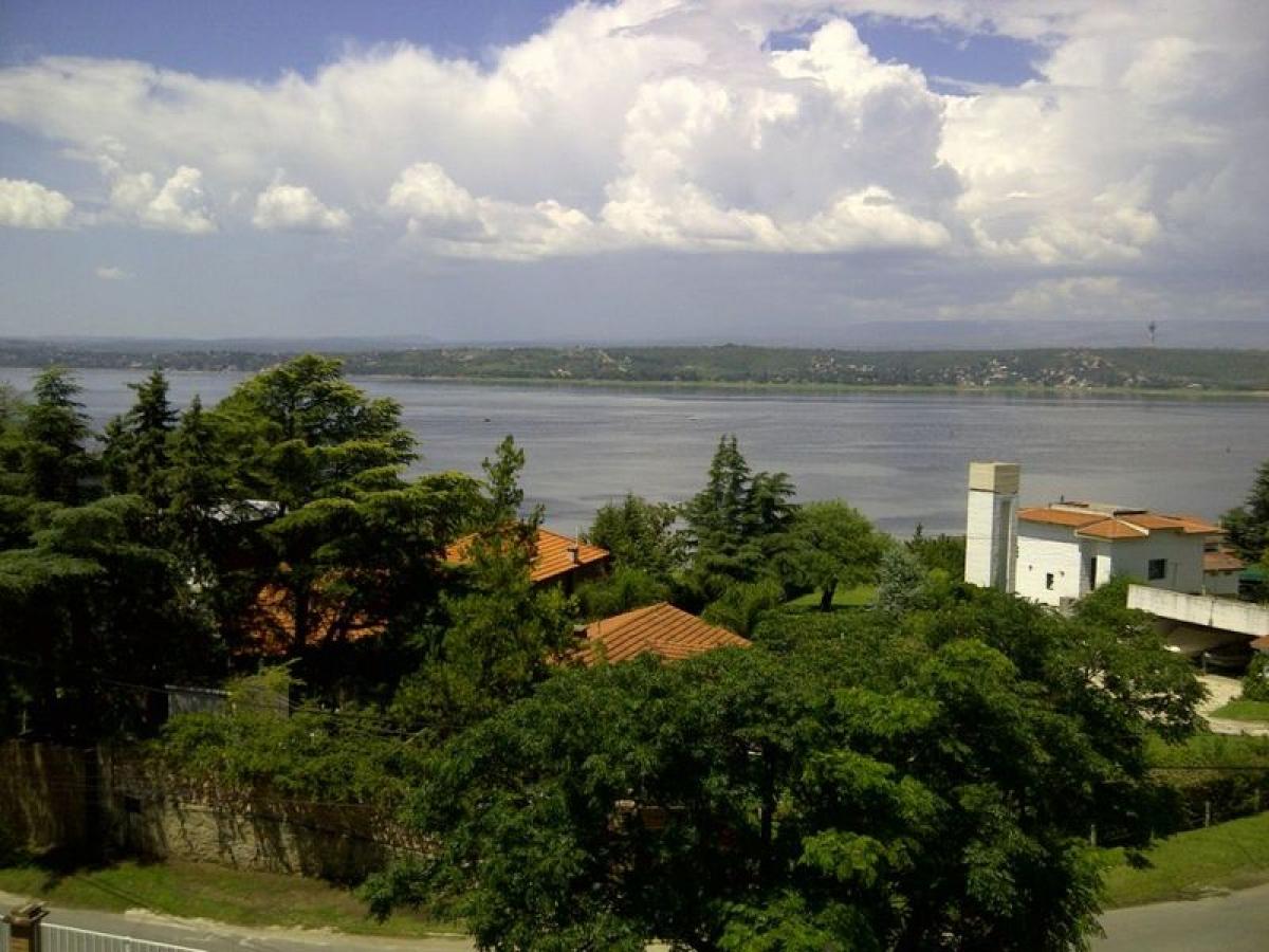 7 bedrooms House in Cordoba, Argentina No. 5041