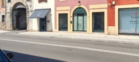 2 bedrooms House in Verona, Italy No. 340949 2