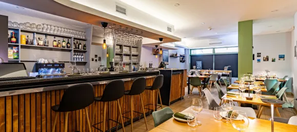 73m² Commercial property in Braga, Portugal No. 78975 2