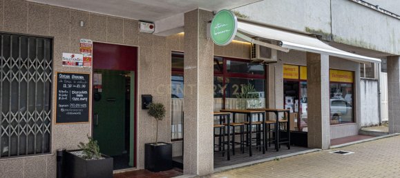 73m² Commercial property in Braga, Portugal No. 78975 16