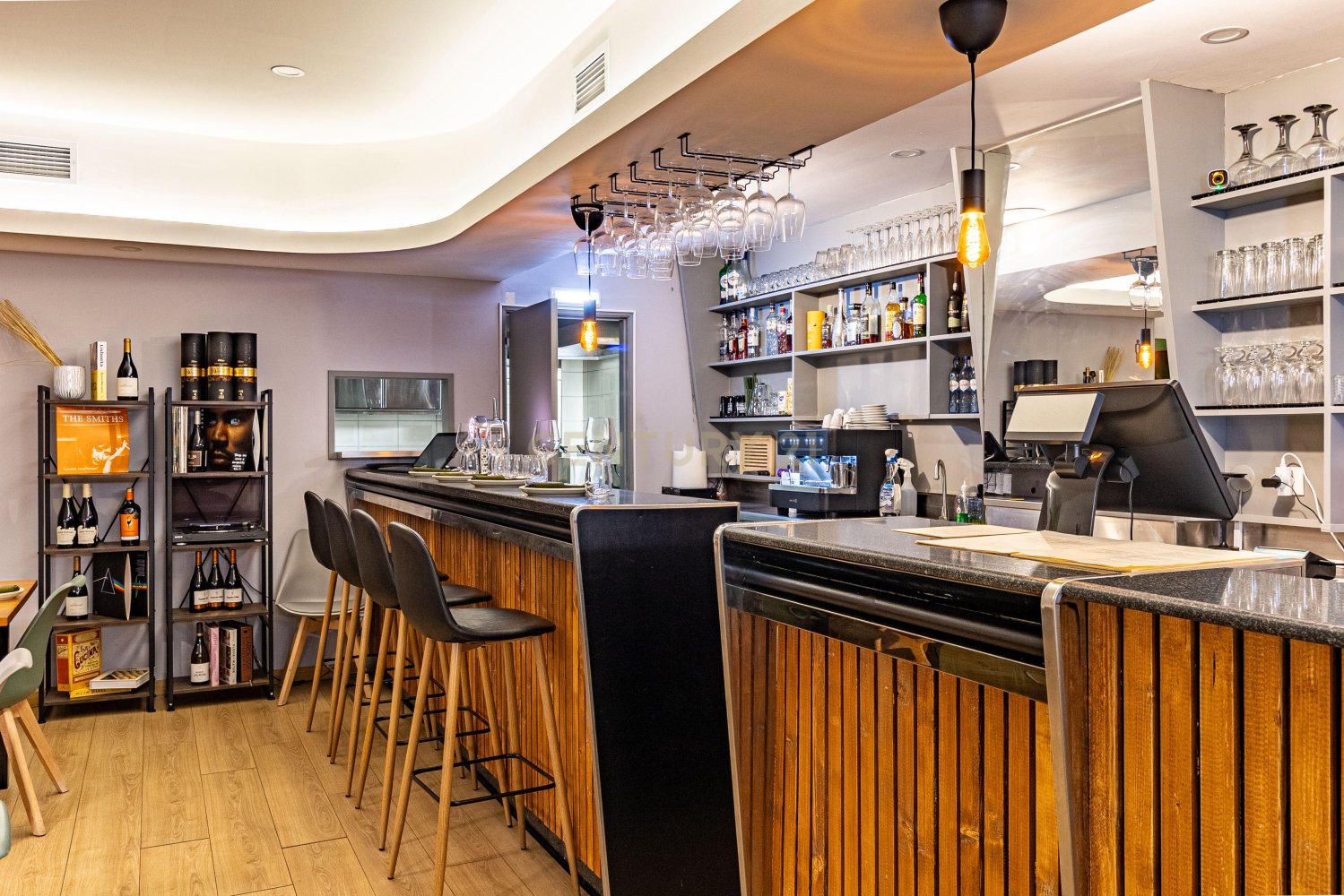 73m² Commercial property in Braga, Portugal No. 78975