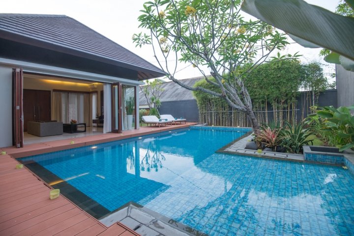 6 Schlafzimmer Villa in Seminyak, Indonesia, Nr. 3025