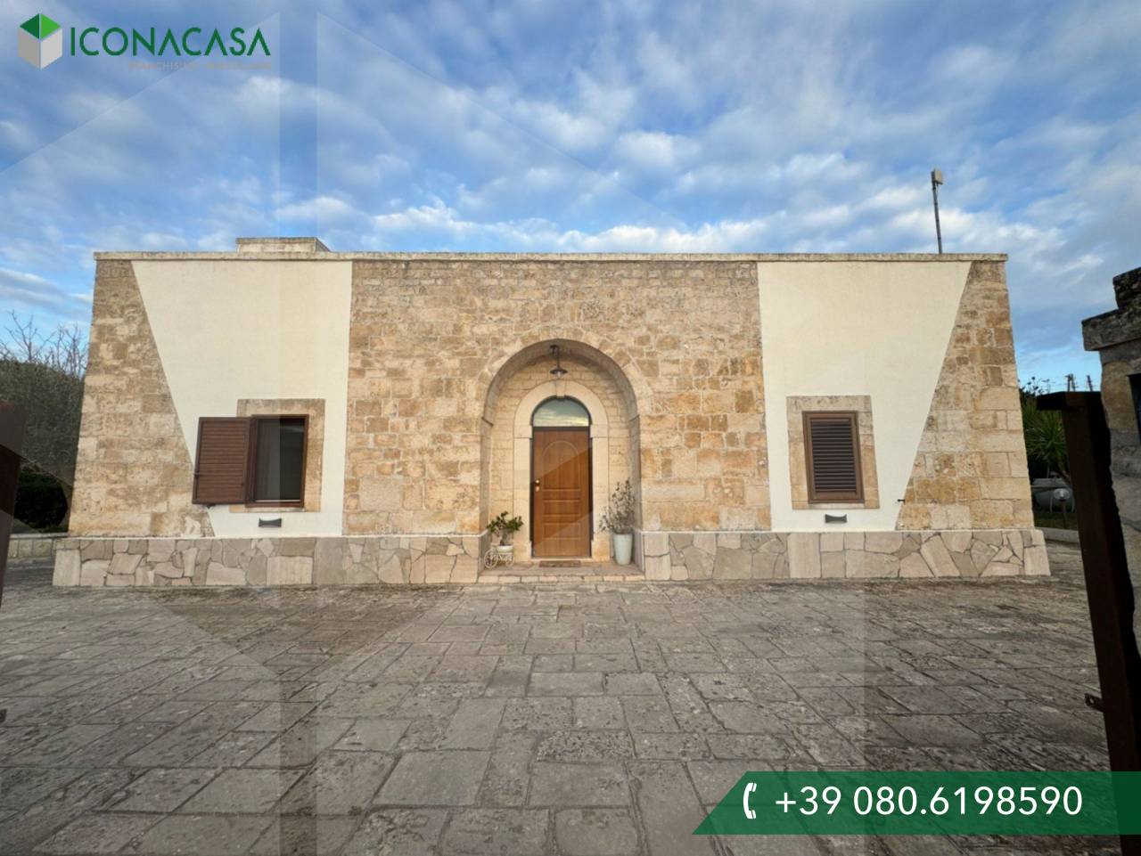 3-salle Villa à Monopoli, Italy No. 21036