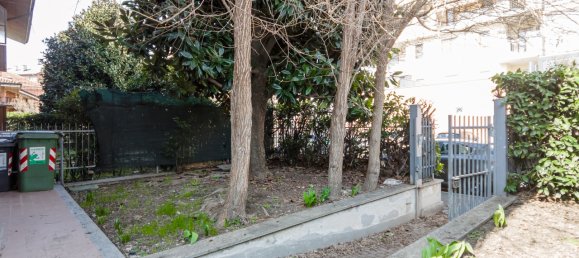 6-Zimmer Haus in Nichelino, Italy, Nr. 14845 46