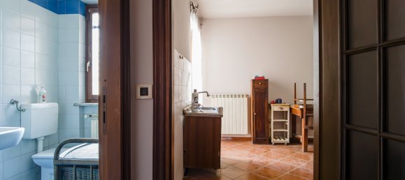 6-Zimmer Haus in Nichelino, Italy, Nr. 14845 31