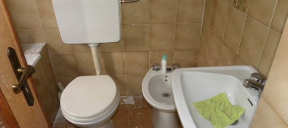 Casa de 4 dormitorios en Pareto, Italy No. 79826 10