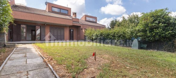 2 Schlafzimmer Haus in Saluzzo, Italy, Nr. 277685 8