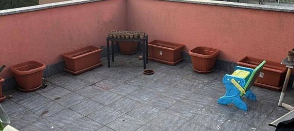 4 bedrooms Apartment in Saronno, Italy No. 281668 10