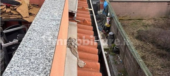 4 bedrooms Apartment in Saronno, Italy No. 281668 9