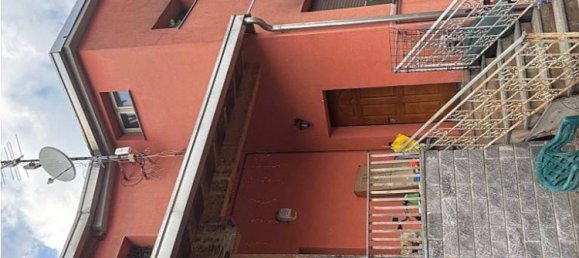 4 bedrooms Apartment in Saronno, Italy No. 281668 7