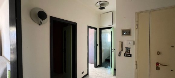 3 bedrooms Apartment in Molfetta, Italy No. 376016 8