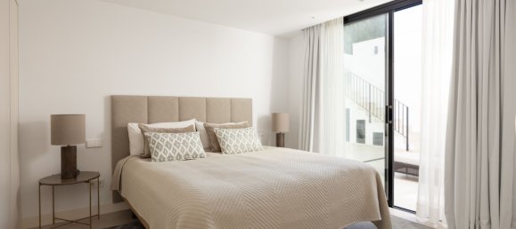 5 bedrooms Villa in Marbella, Spain No. 147527 30