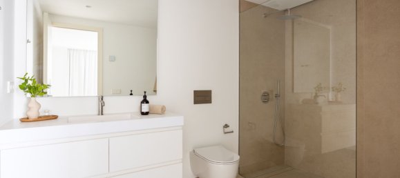 5 bedrooms Villa in Marbella, Spain No. 147527 33