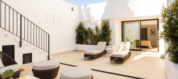 5 bedrooms Villa in Marbella, Spain No. 147527 40