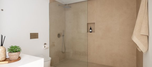 5 bedrooms Villa in Marbella, Spain No. 147527 37