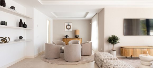 5 bedrooms Villa in Marbella, Spain No. 147527 15