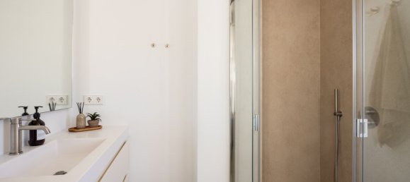 5 bedrooms Villa in Marbella, Spain No. 147527 31